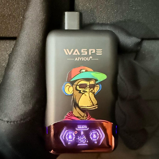 Vaper de 40.000 puffs desechable y recargable tipo c sabor Fresa Frambuesa Cereza & Love 666 con sistema de eleccion de sabor  (sin nicotina)